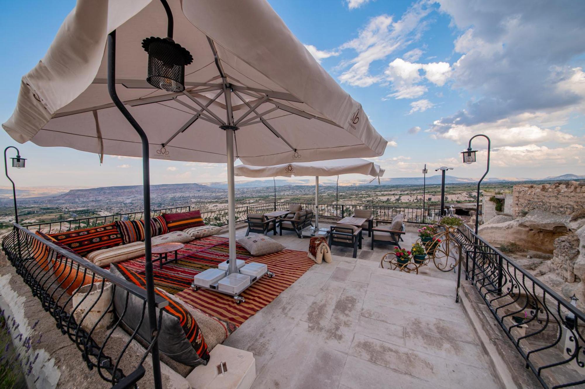 Hotel Ages In Cappadocia Üçhisar Esterno foto