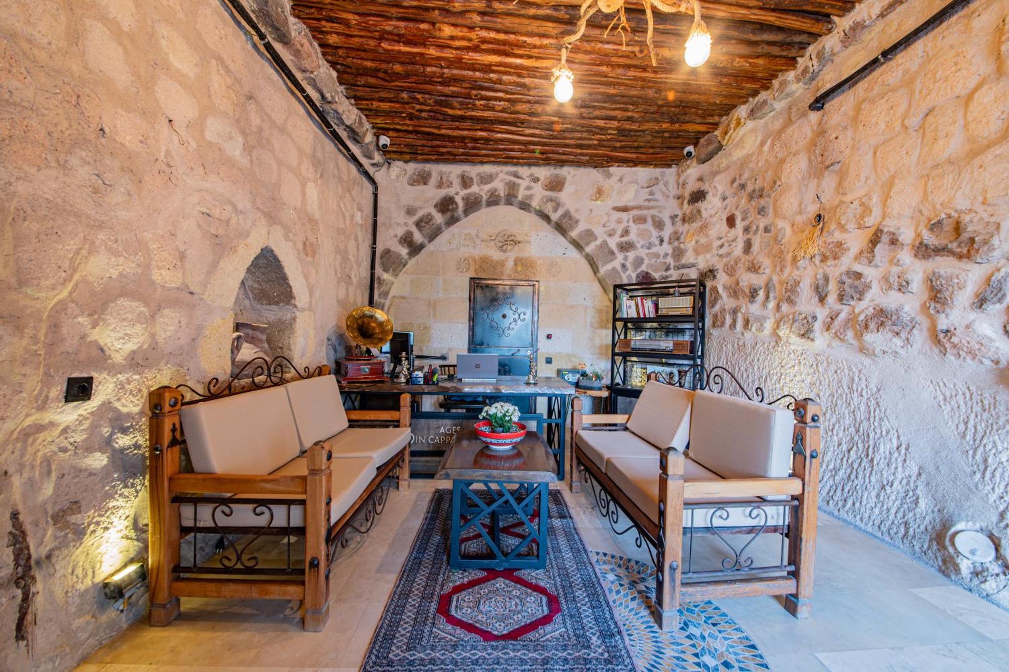 Hotel Ages In Cappadocia Üçhisar Esterno foto