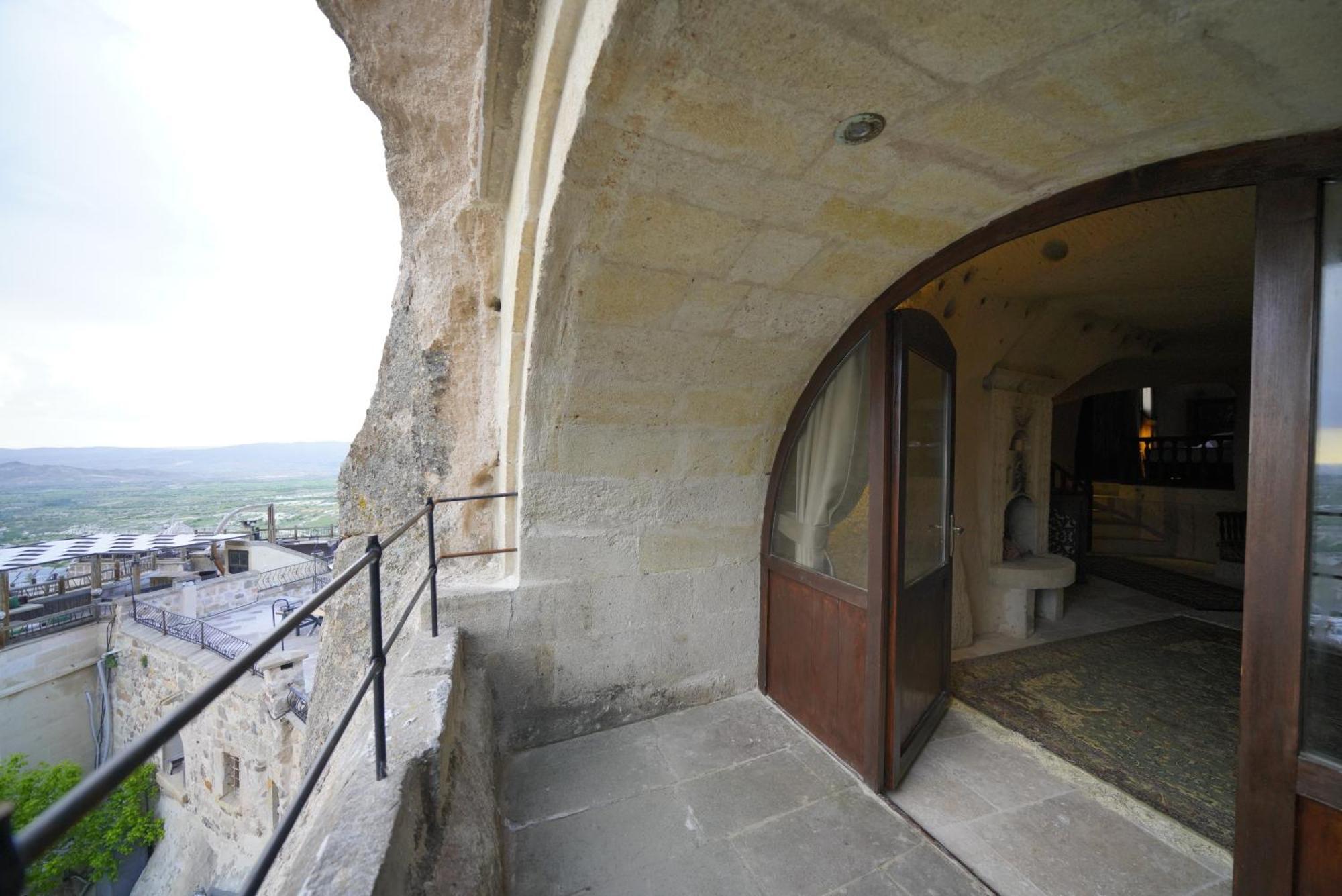 Hotel Ages In Cappadocia Üçhisar Esterno foto