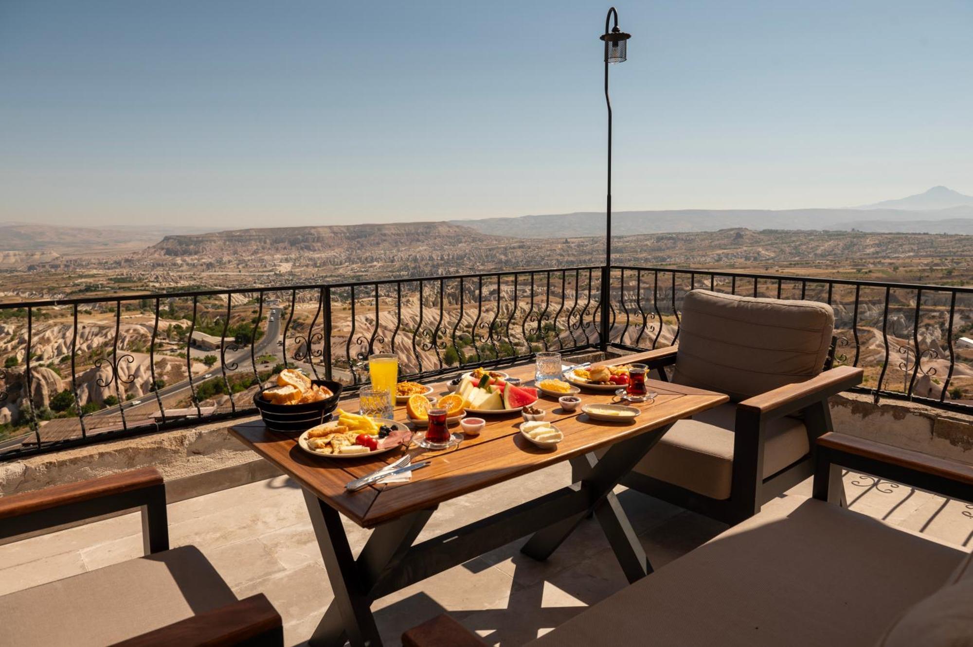 Hotel Ages In Cappadocia Üçhisar Esterno foto